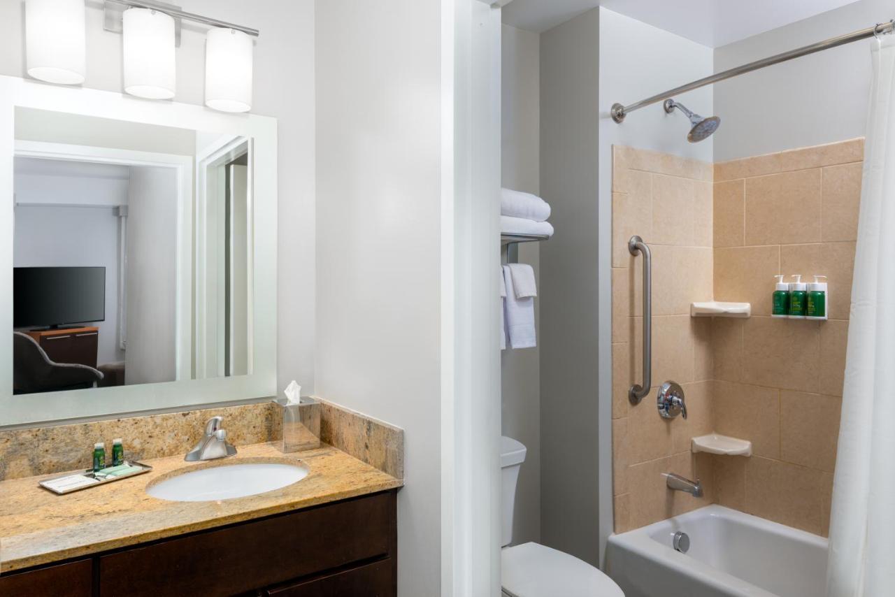 Towneplace Suites Buffalo Airport Чиктовага Экстерьер фото