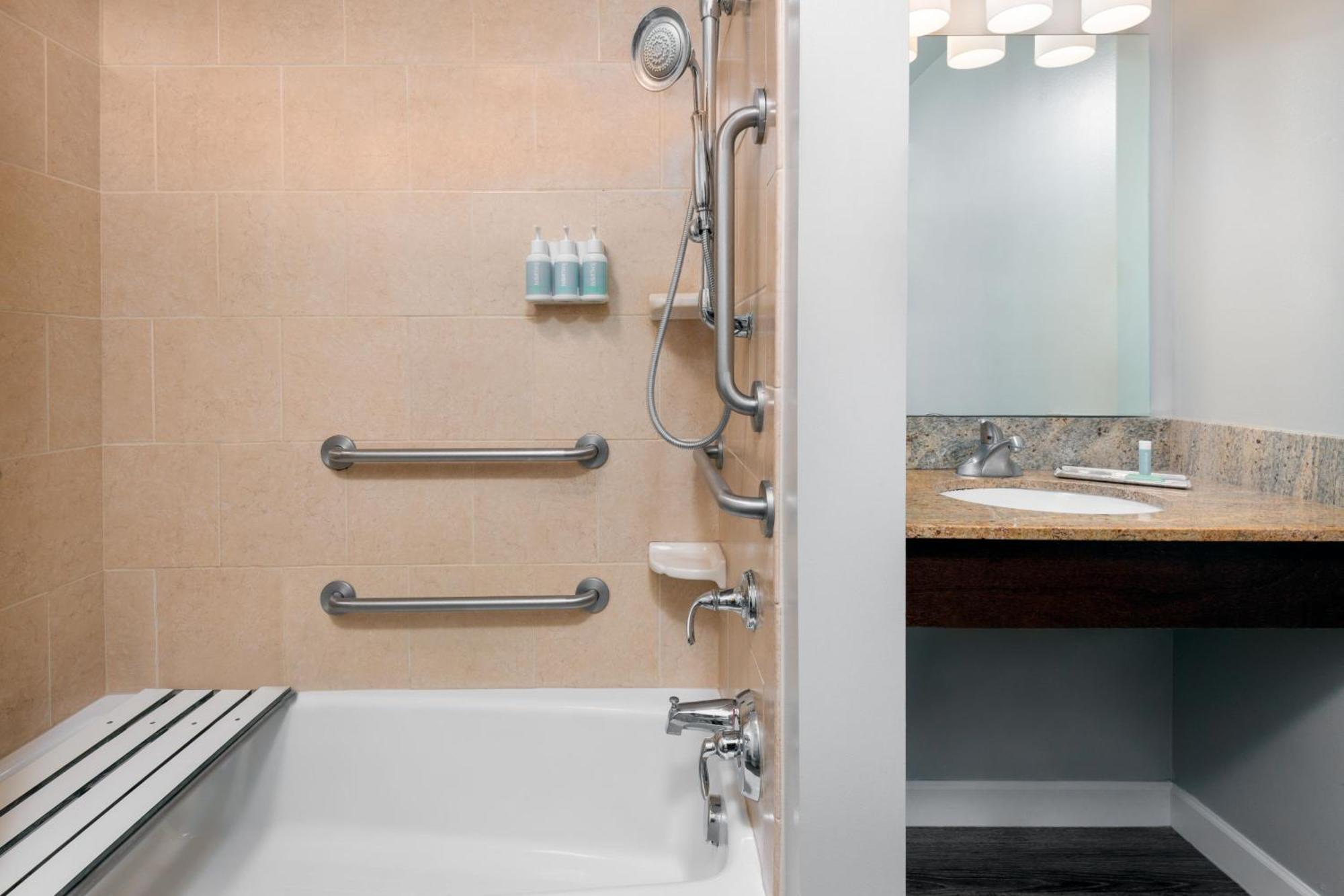 Towneplace Suites Buffalo Airport Чиктовага Экстерьер фото