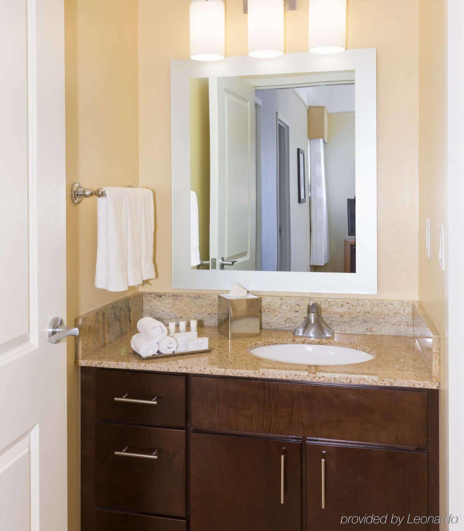 Towneplace Suites Buffalo Airport Чиктовага Экстерьер фото